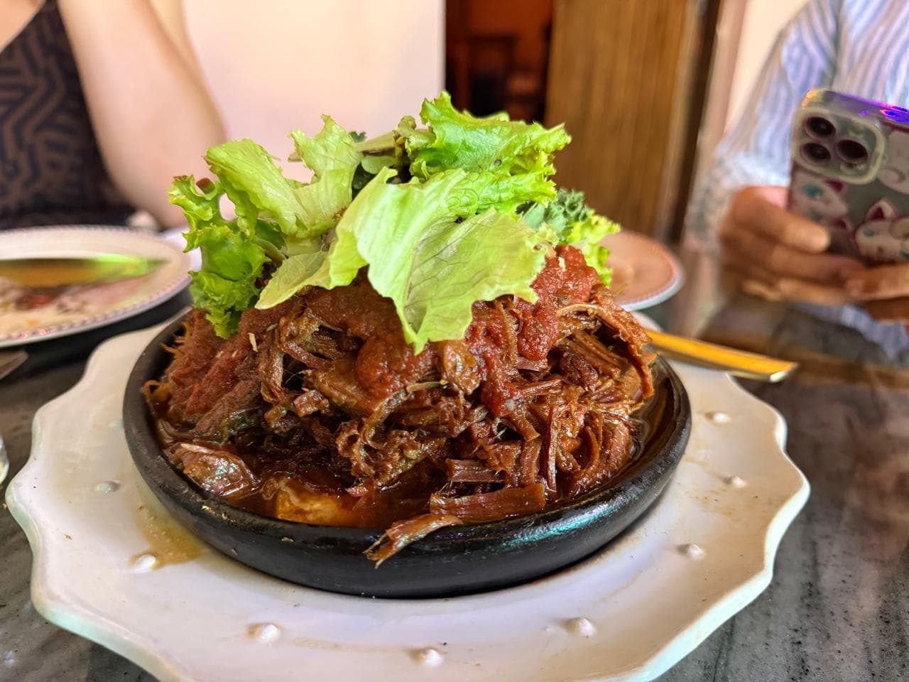 granja la comadreja hombre de cocina